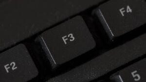 Lire la suite à propos de l’article À quoi servent les touches fonction F1-F12 de votre clavier sous Windows ?