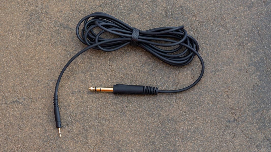 Câble du Sennheiser HD 560S d'une longueur du 3 M